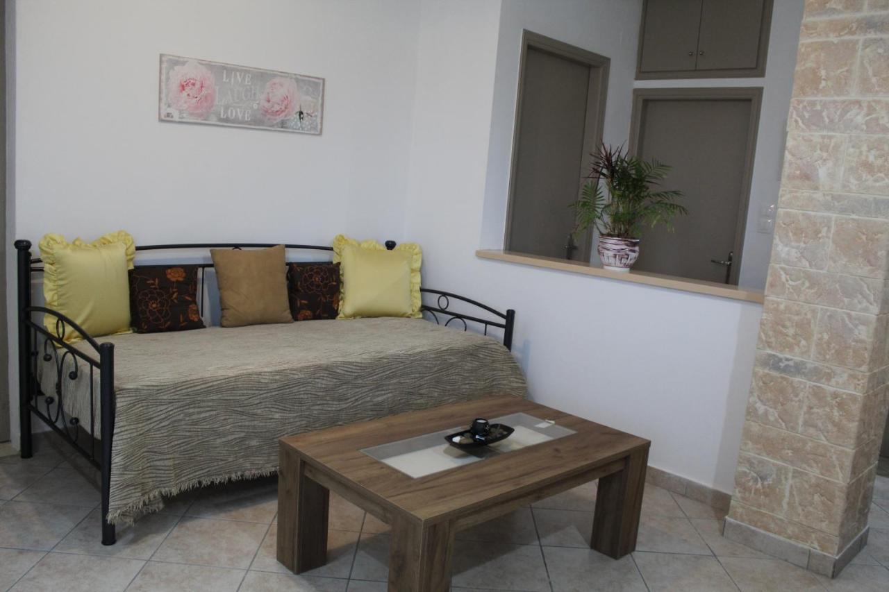 Vakis Apartments 5 Romanon Εξωτερικό φωτογραφία